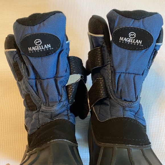 Magellan Winter Boys Boots Insulant Size 12 Black and blue - Picture 6 of 14